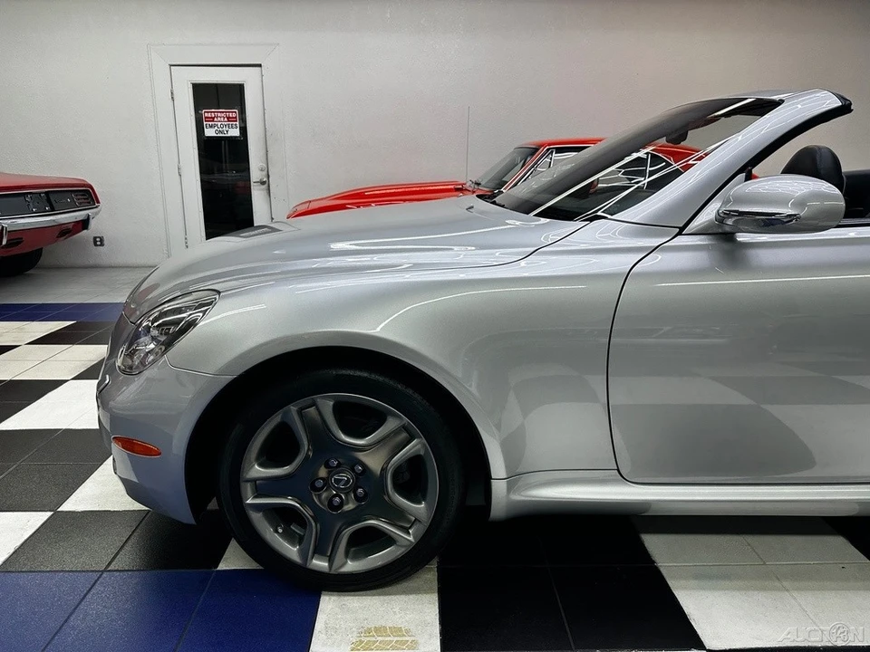 2006 Lexus SC430 - Image 11 of 24