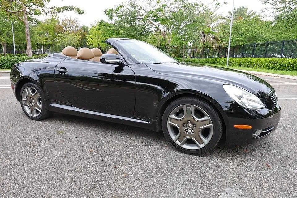 2006 Lexus SC430 - Image 2 of 20