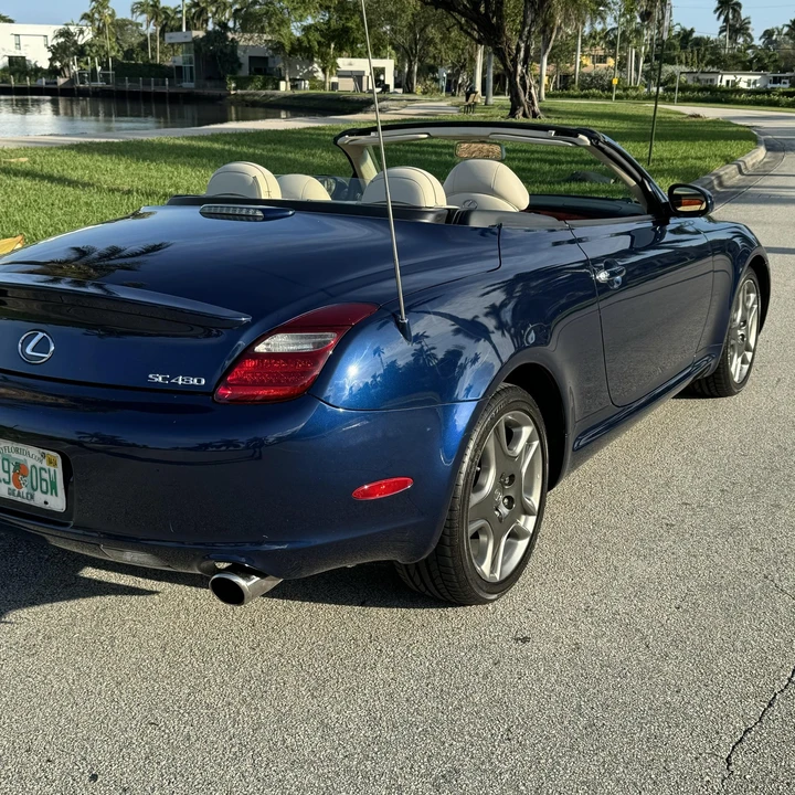 2006 Lexus SC430 - Image 3 of 12