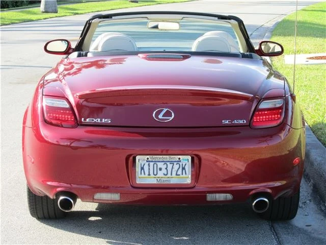 2006 Lexus SC430 - Image 5 of 12