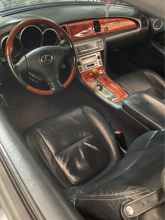 2006 Lexus SC430 - Image 5 of 7