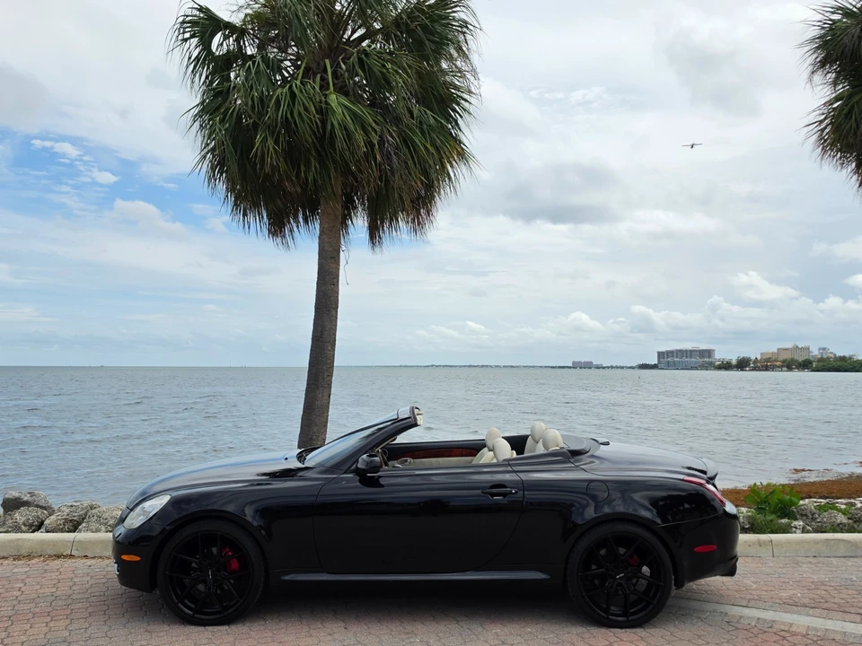 2006 Lexus SC430 - Image 10 of 31