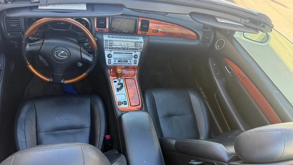2006 Lexus SC430 - Image 19 of 20