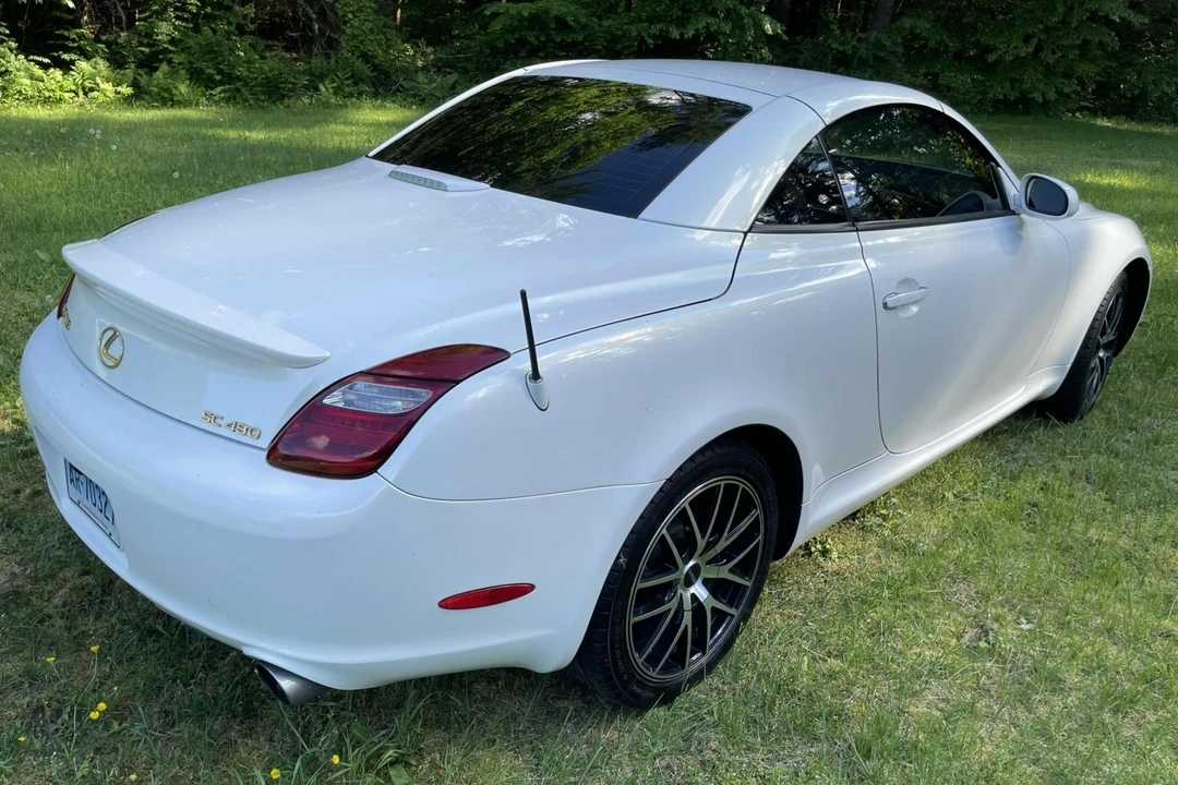 2006 Lexus SC430 - Image 4 of 31