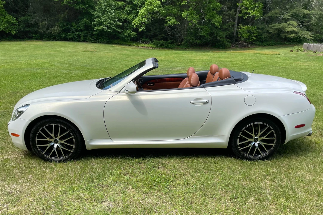 2006 Lexus SC430 - Image 3 of 31