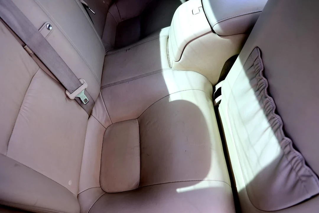 2006 Lexus SC430 - Image 12 of 21