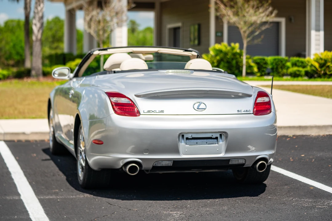 2006 Lexus SC430 - Image 10 of 31
