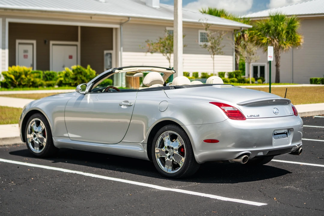 2006 Lexus SC430 - Image 8 of 31