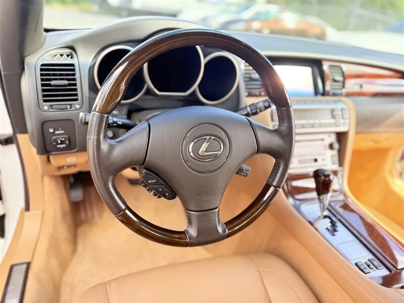 2006 Lexus SC430 - Image 8 of 21