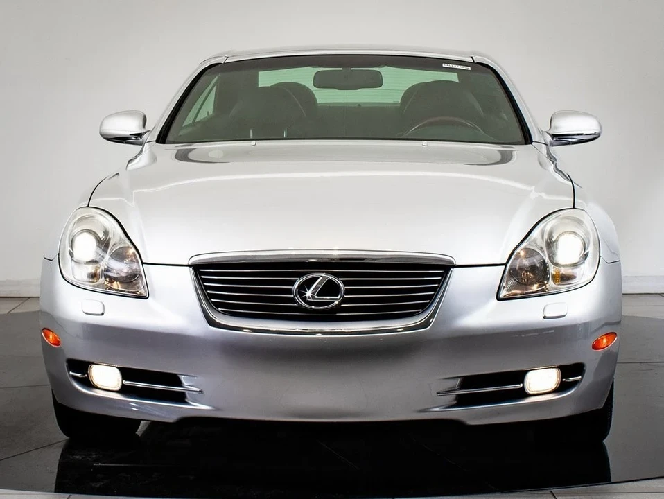 2006 Lexus SC430 - Image 2 of 21