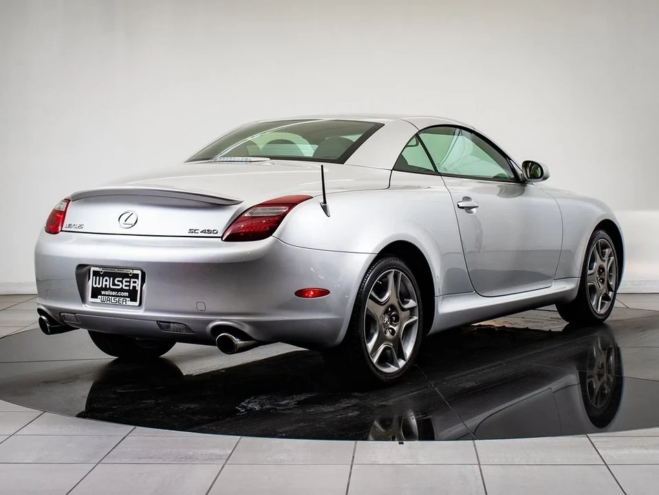 2006 Lexus SC430 - Image 10 of 21