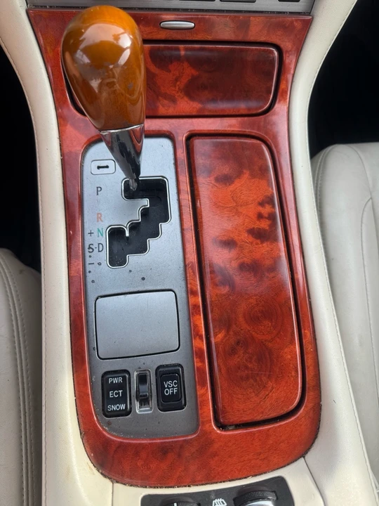 2006 Lexus SC430 - Image 12 of 21