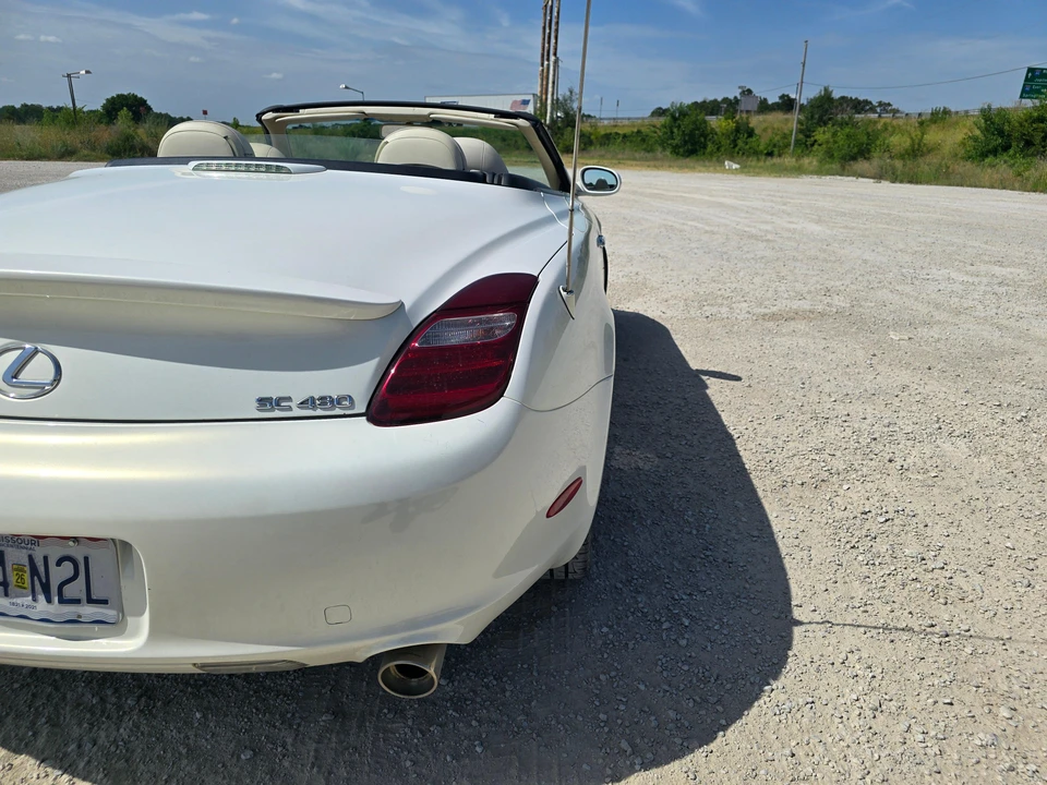 2006 Lexus SC430 - Image 28 of 31