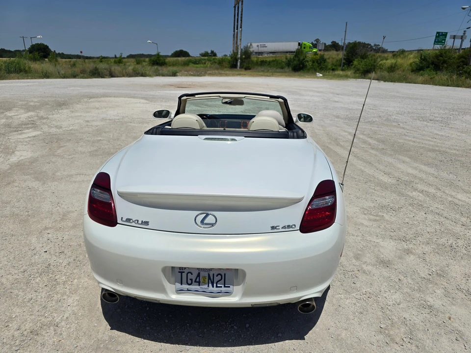 2006 Lexus SC430 - Image 12 of 31
