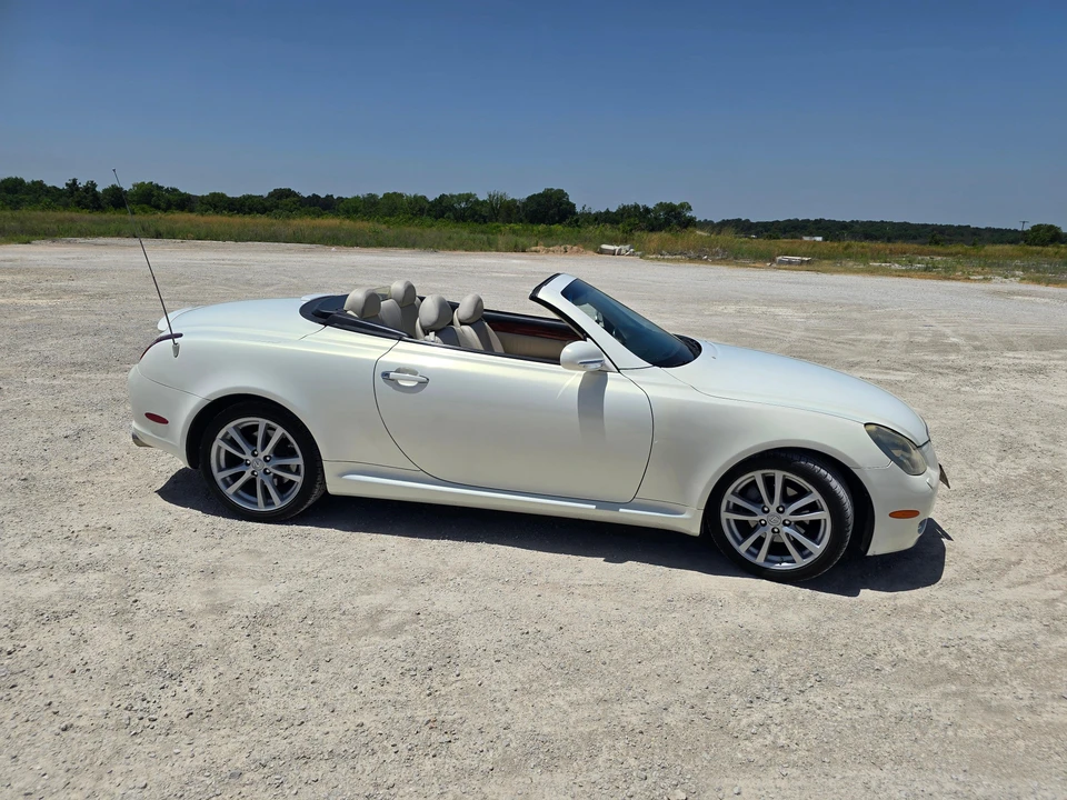 2006 Lexus SC430 - Image 19 of 31