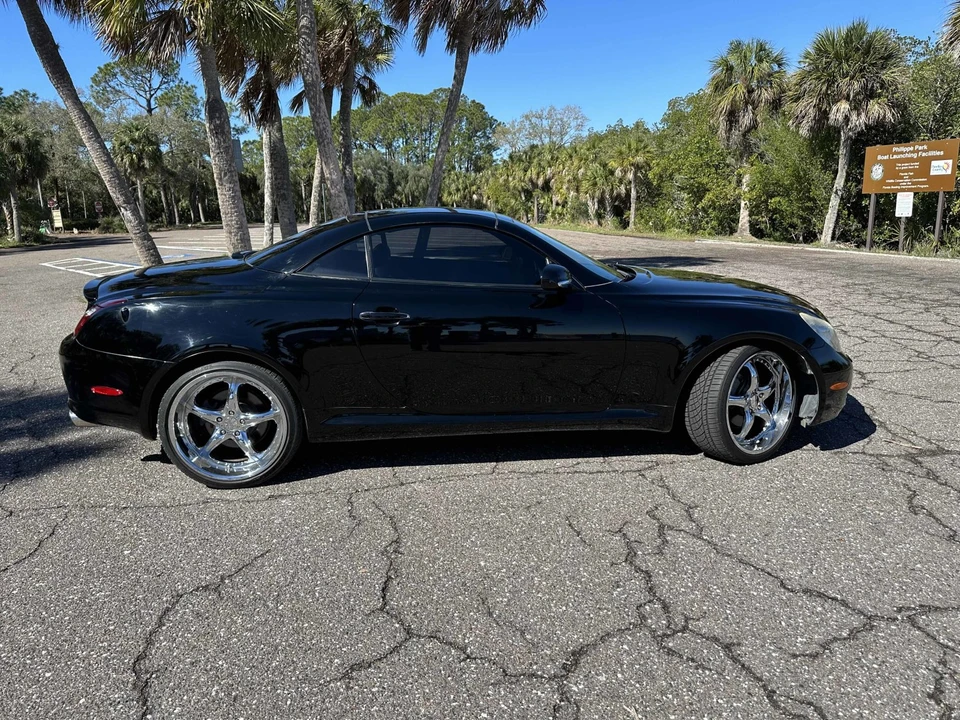 2006 Lexus SC430 - Image 5 of 31