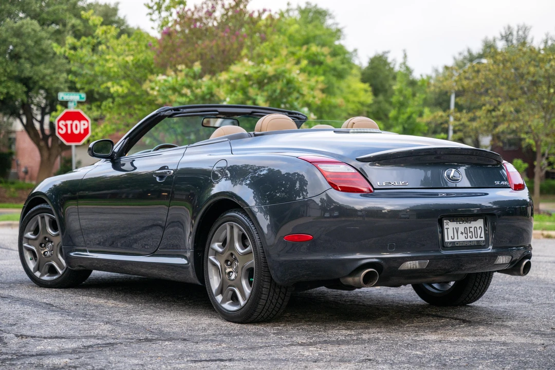 2006 Lexus SC430 - Image 8 of 31