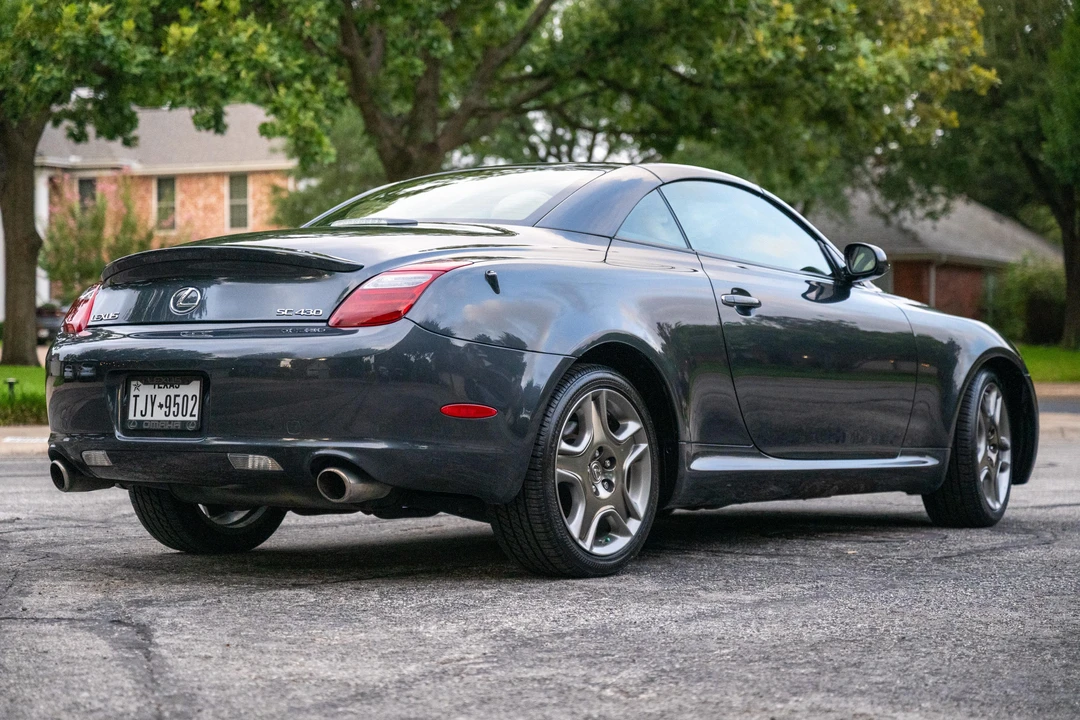 2006 Lexus SC430 - Image 4 of 31