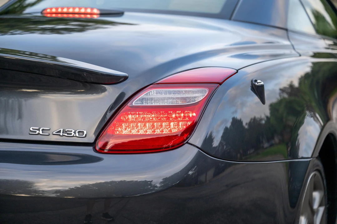 2006 Lexus SC430 - Image 22 of 31