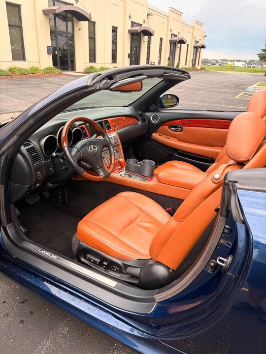 2006 Lexus SC430 - Image 8 of 19