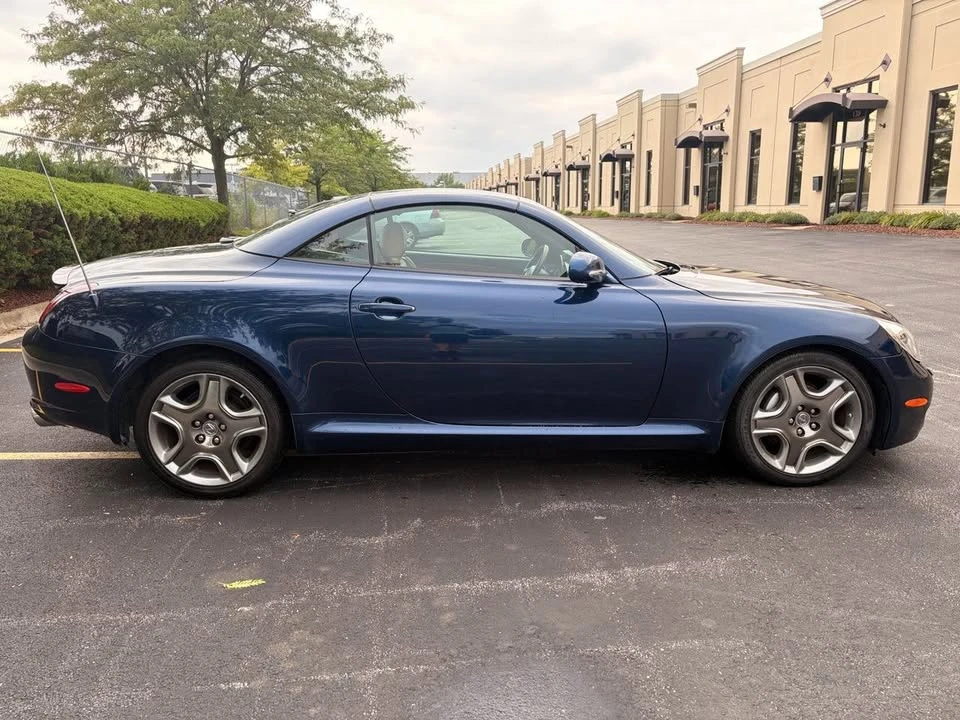 2006 Lexus SC430 - Image 2 of 19