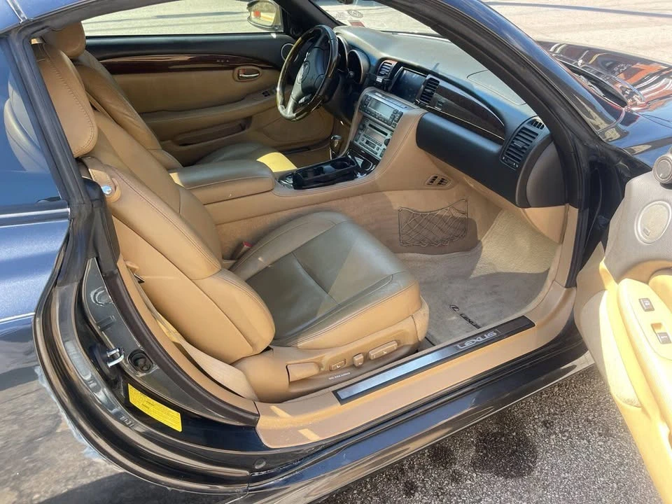 2006 Lexus SC430 - Image 9 of 16