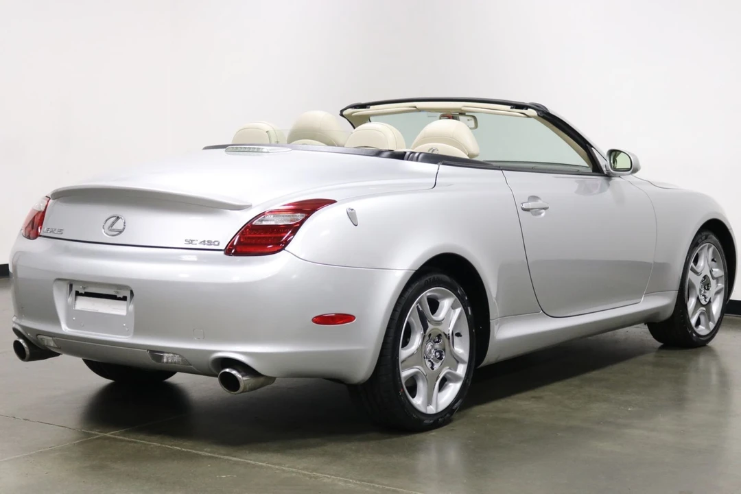 2006 Lexus SC430 - Image 10 of 12