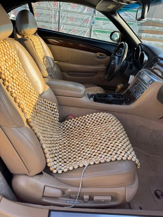 2006 Lexus SC430 - Image 10 of 13