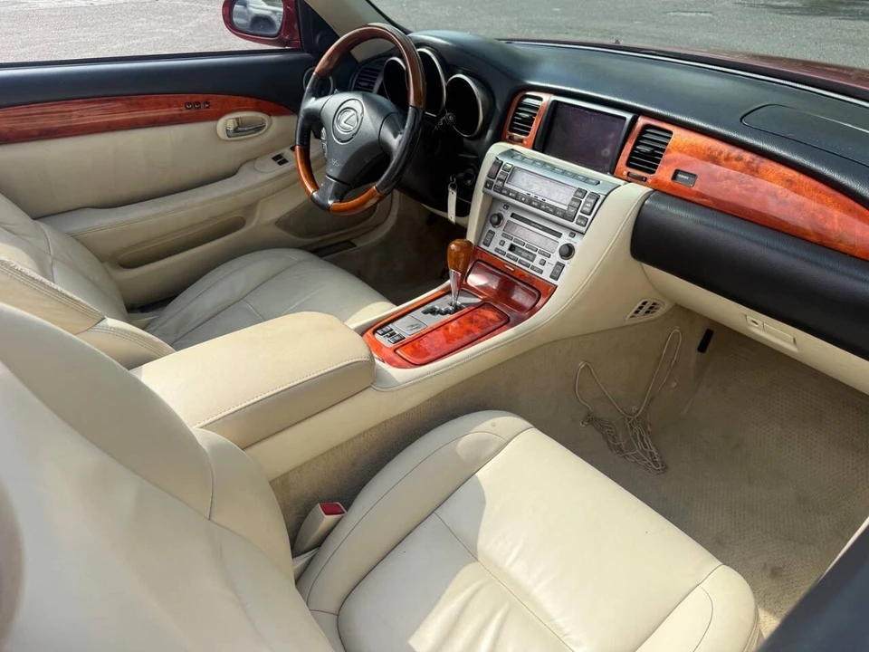 2006 Lexus SC430 - Image 16 of 31