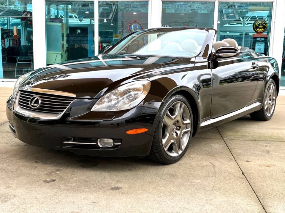 2006 Lexus SC430 - Image 10 of 21