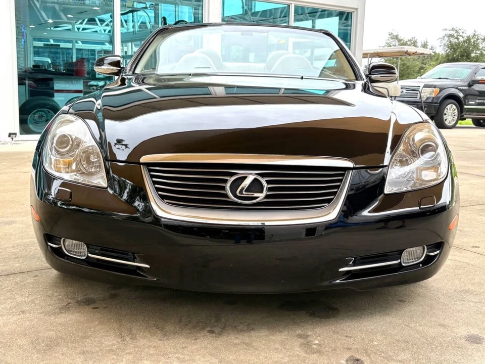 2006 Lexus SC430 - Image 2 of 21
