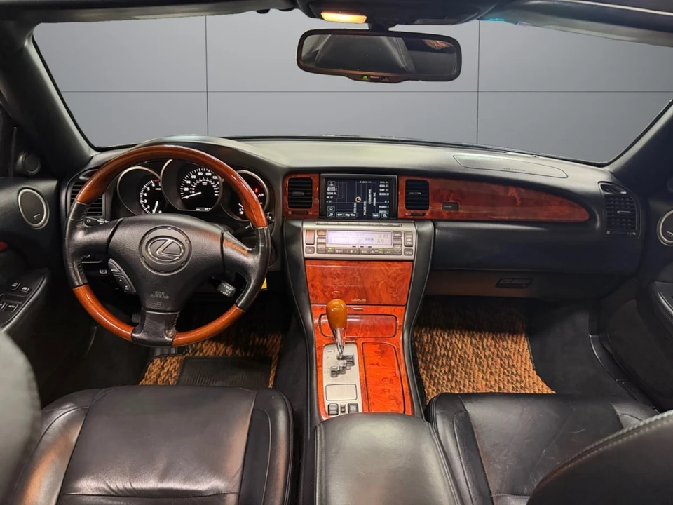 2006 Lexus SC430 - Image 12 of 25