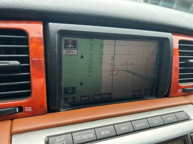 2006 Lexus SC430 - Image 9 of 19