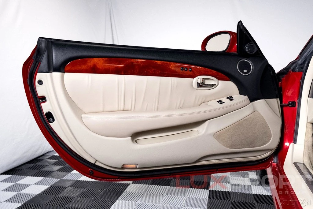 2006 Lexus SC430 - Image 13 of 21