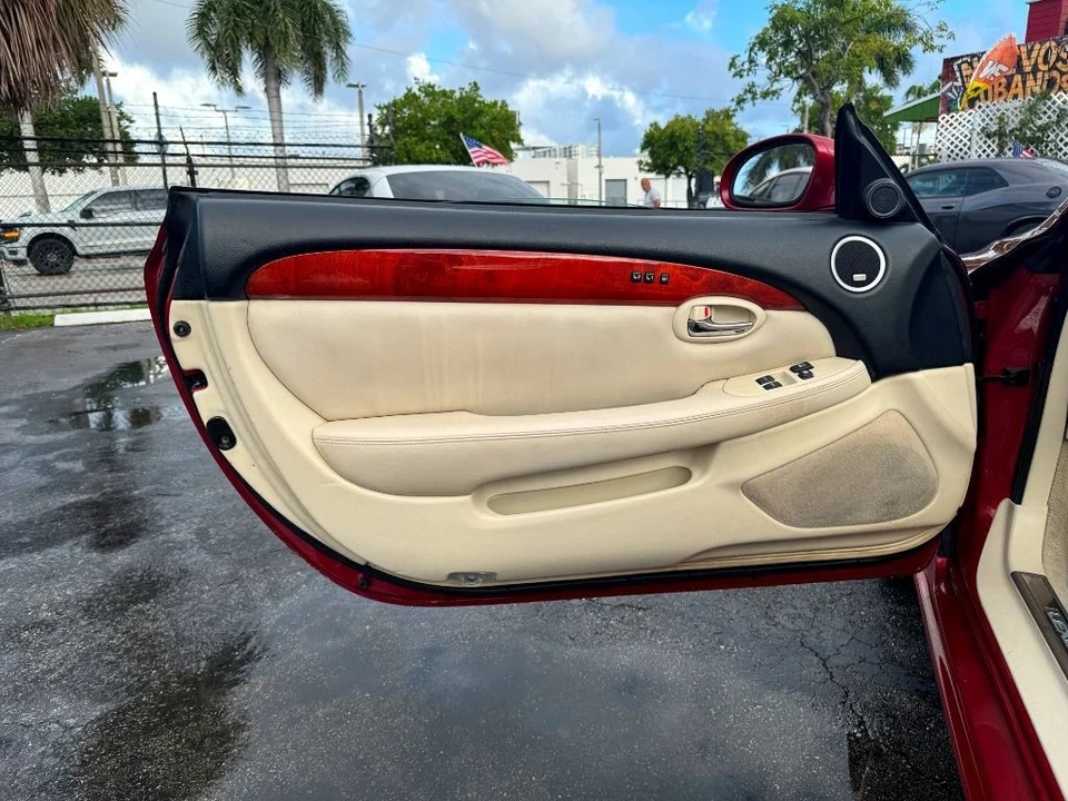 2006 Lexus SC430 - Image 20 of 21