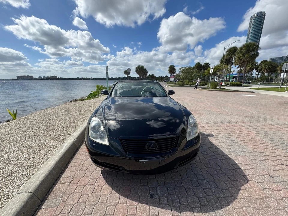 2006 Lexus SC430 - Image 3 of 21