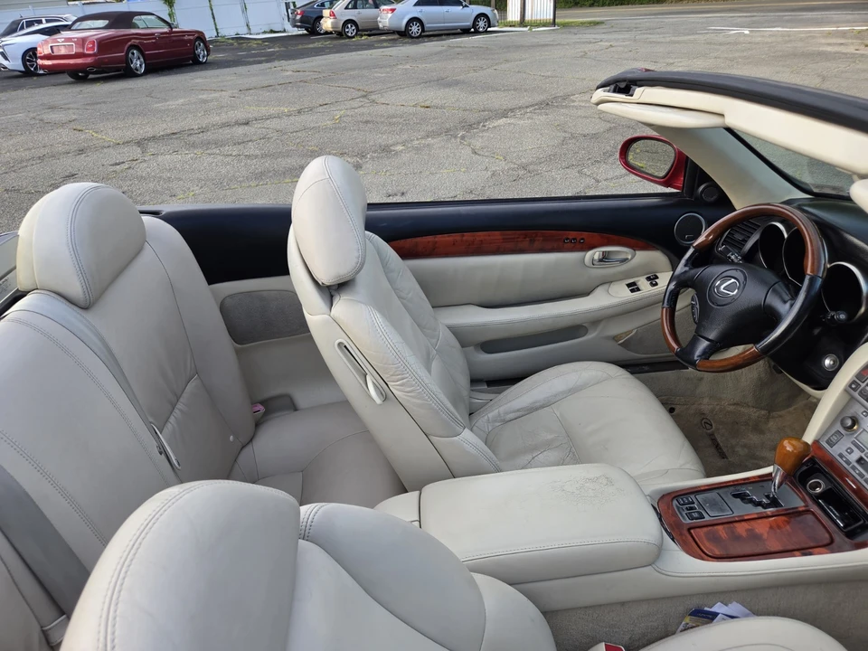 2006 Lexus SC430 - Image 6 of 12