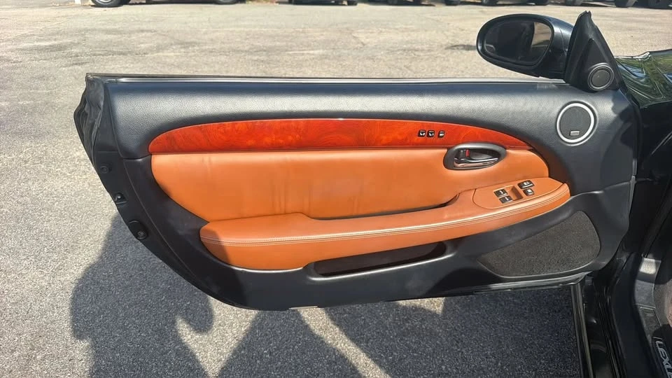 2006 Lexus SC430 - Image 14 of 18