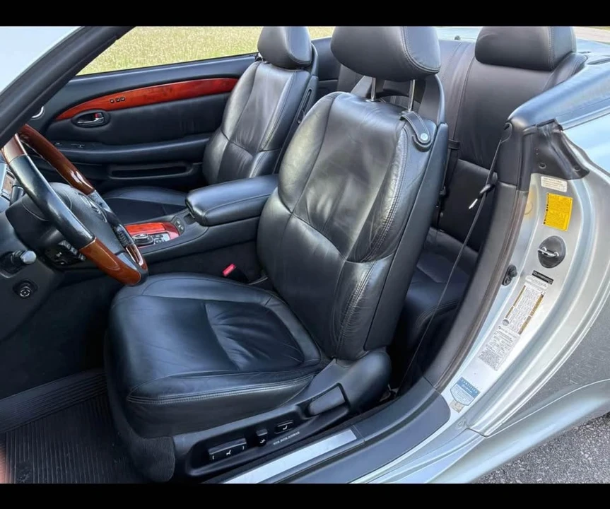 2006 Lexus SC430 - Image 6 of 9