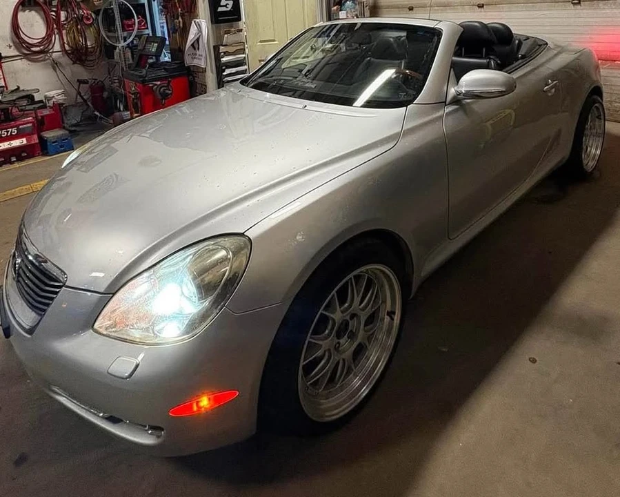 2006 Lexus SC430 - Image 4 of 9