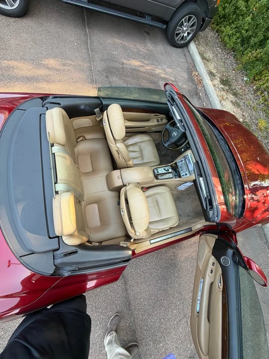 2006 Lexus SC430 - Image 13 of 14