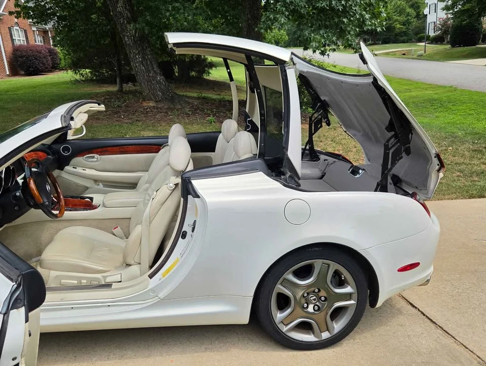 2006 Lexus SC430 - Image 8 of 10