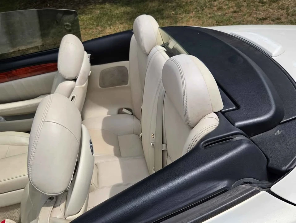 2006 Lexus SC430 - Image 7 of 10