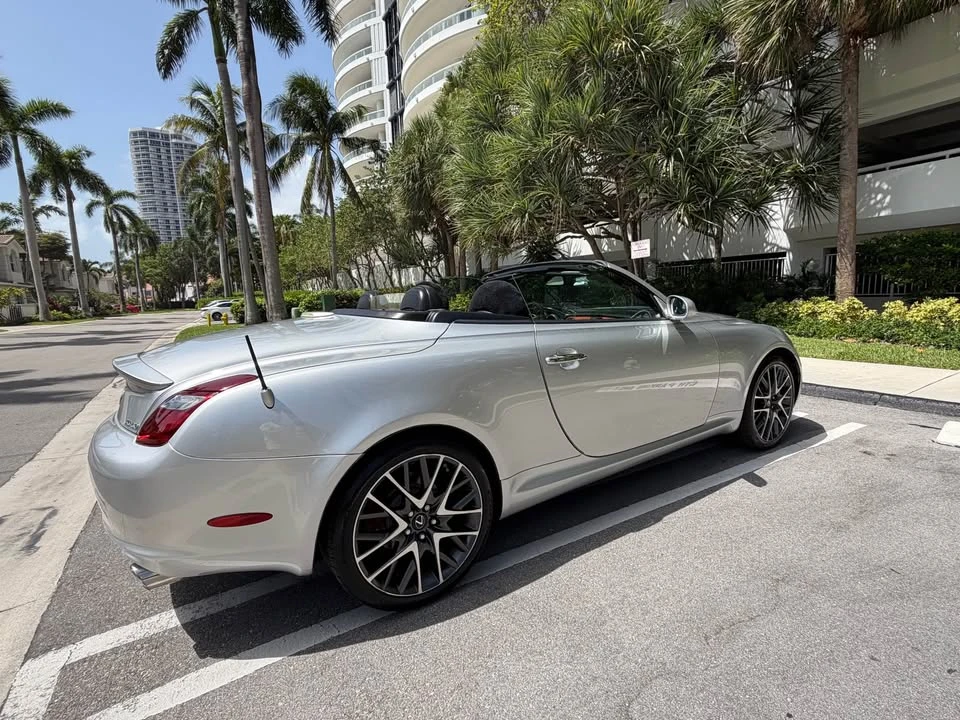 2006 Lexus SC430 - Image 2 of 18