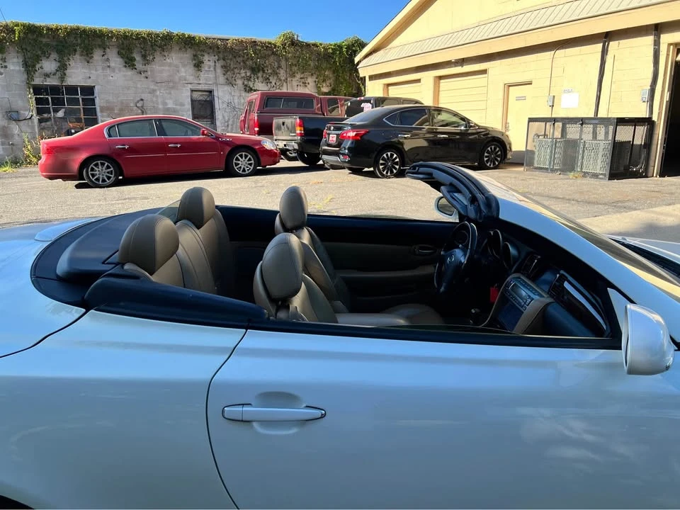 2006 Lexus SC430 - Image 9 of 10