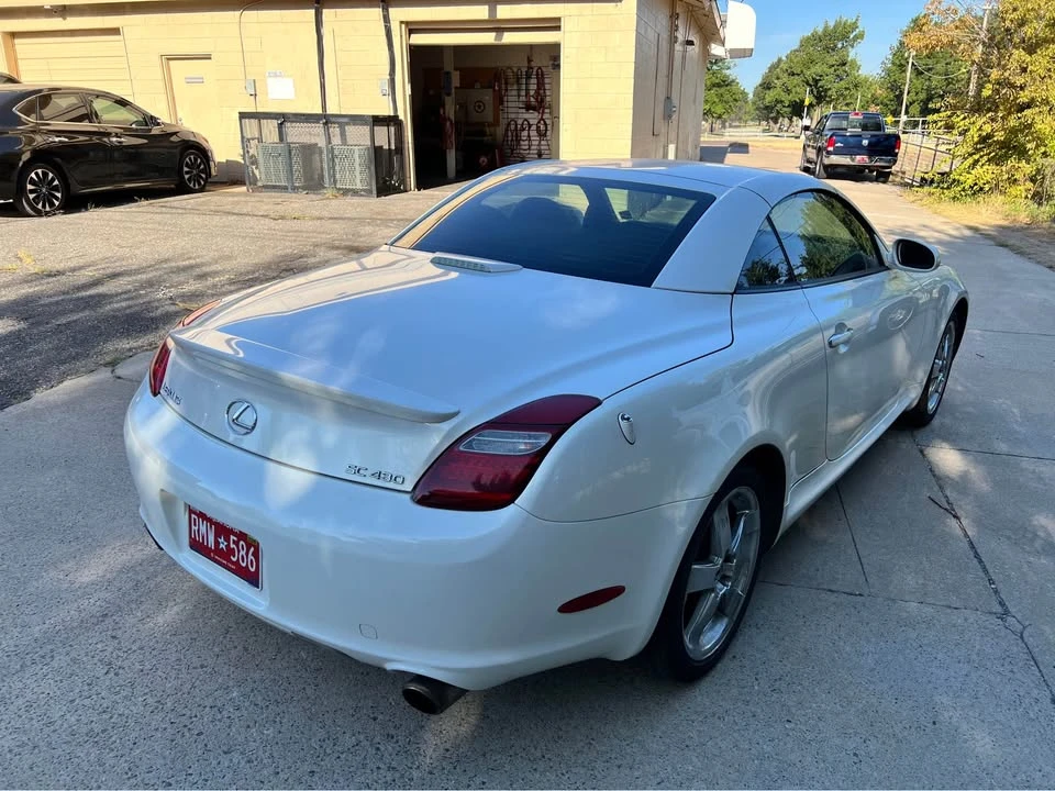 2006 Lexus SC430 - Image 3 of 10