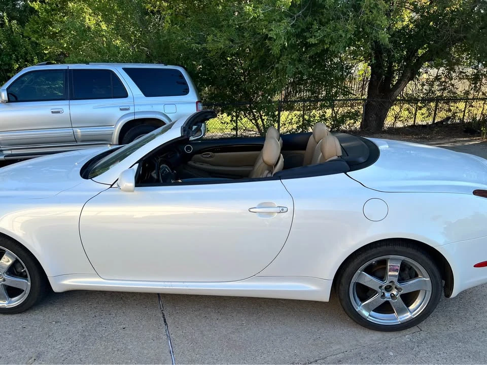 2006 Lexus SC430 - Image 8 of 10