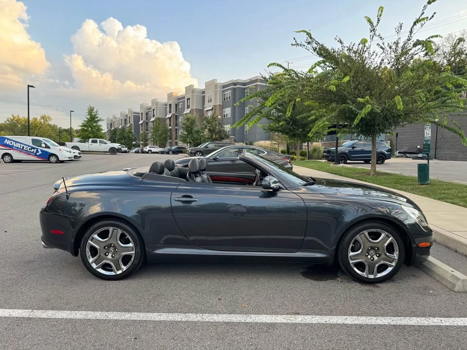 2006 Lexus SC430 - Image 2 of 20