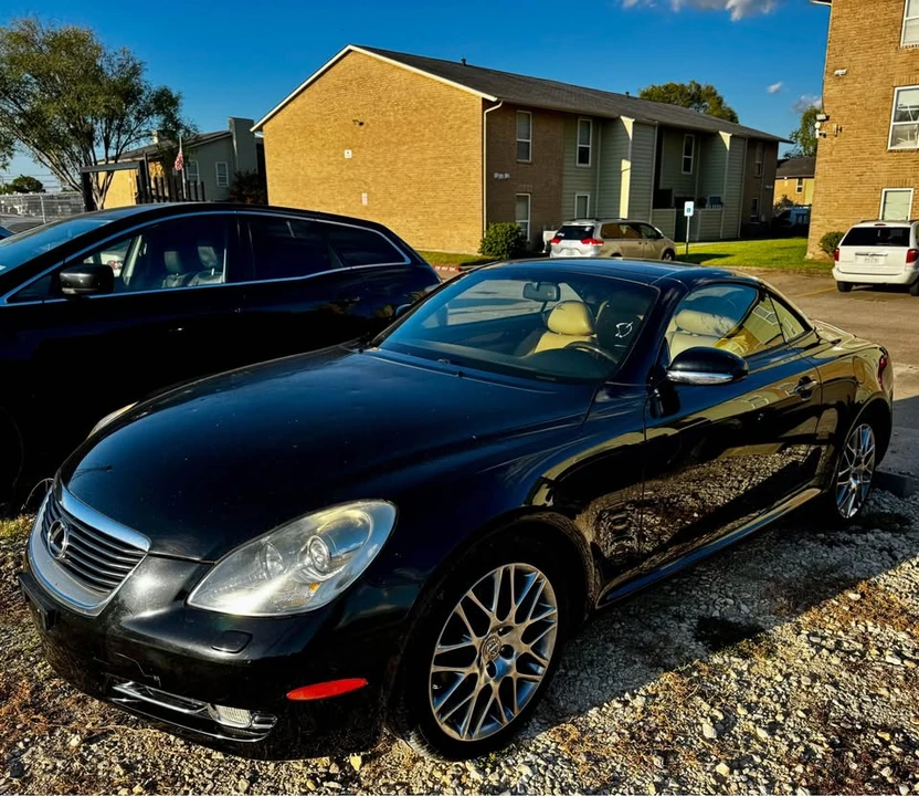 2006 Lexus SC430 - Image 3 of 14