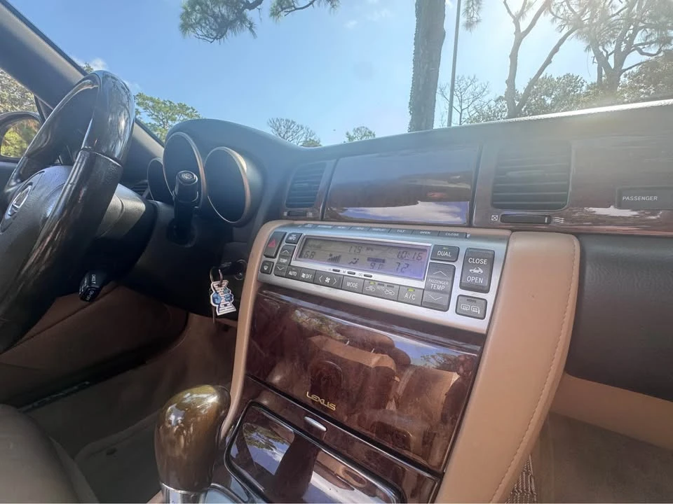 2006 Lexus SC430 - Image 16 of 20
